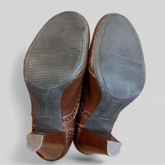 SOLD - Picture 4 of 8